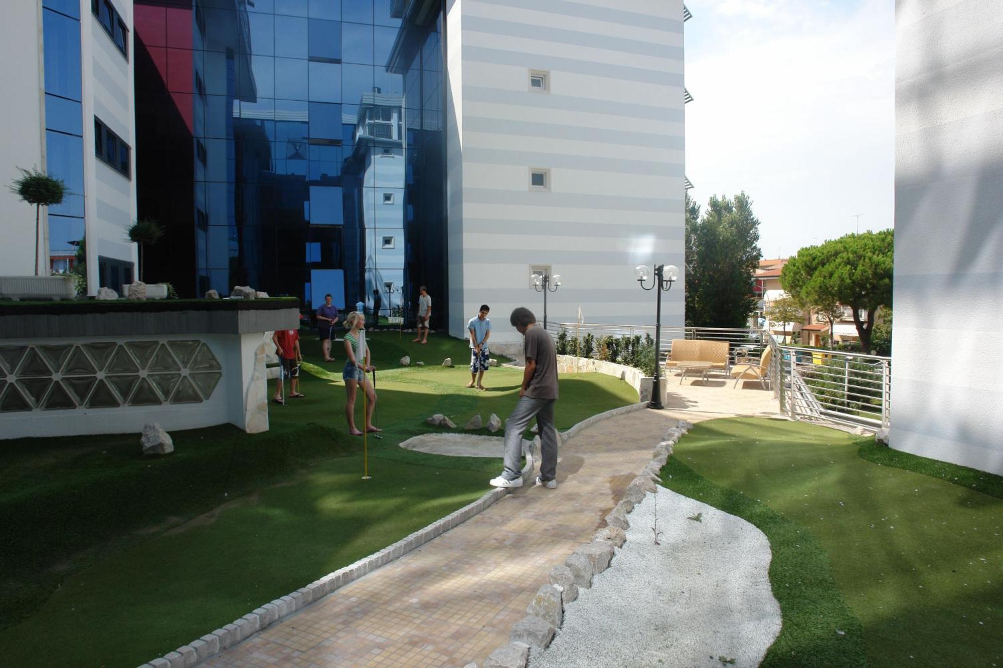 Hotel Cesare Augustus Lido di Jesolo Exterior photo